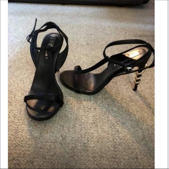 BCBGMAXAZARIA 9.5 - Picture 2 of 9